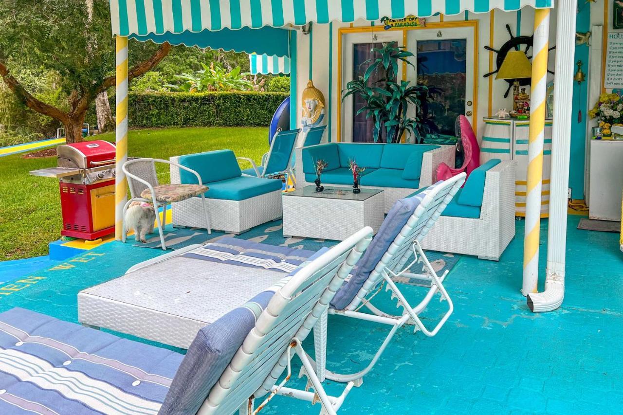 Pams Mermaid House With Riverfront Yard And Lanai! Apartment Weeki Wachee Exterior foto