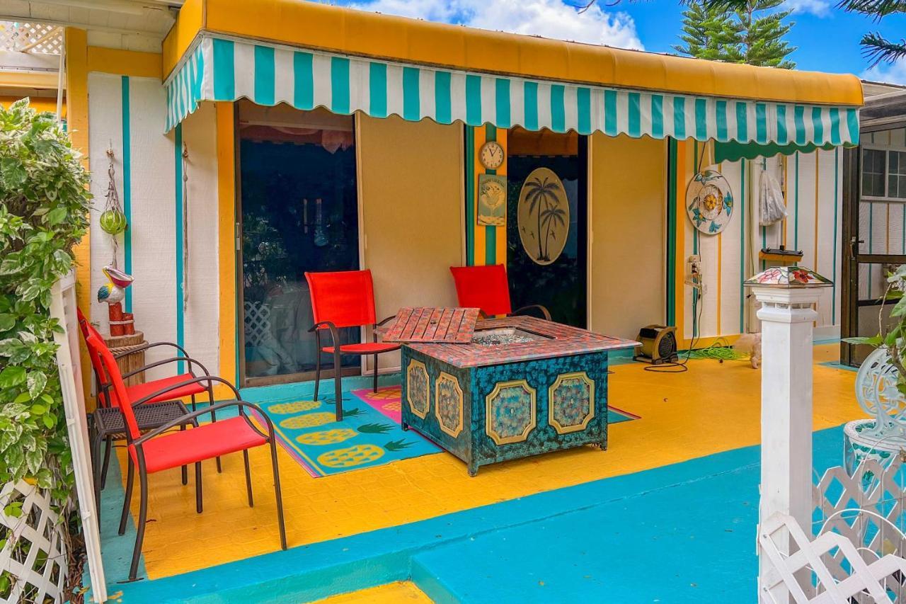 Pams Mermaid House With Riverfront Yard And Lanai! Apartment Weeki Wachee Exterior foto