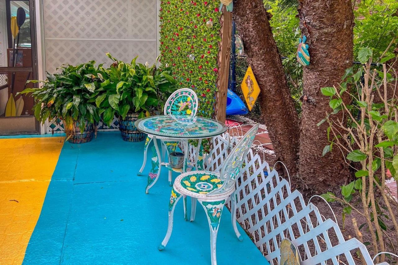 Pams Mermaid House With Riverfront Yard And Lanai! Apartment Weeki Wachee Exterior foto