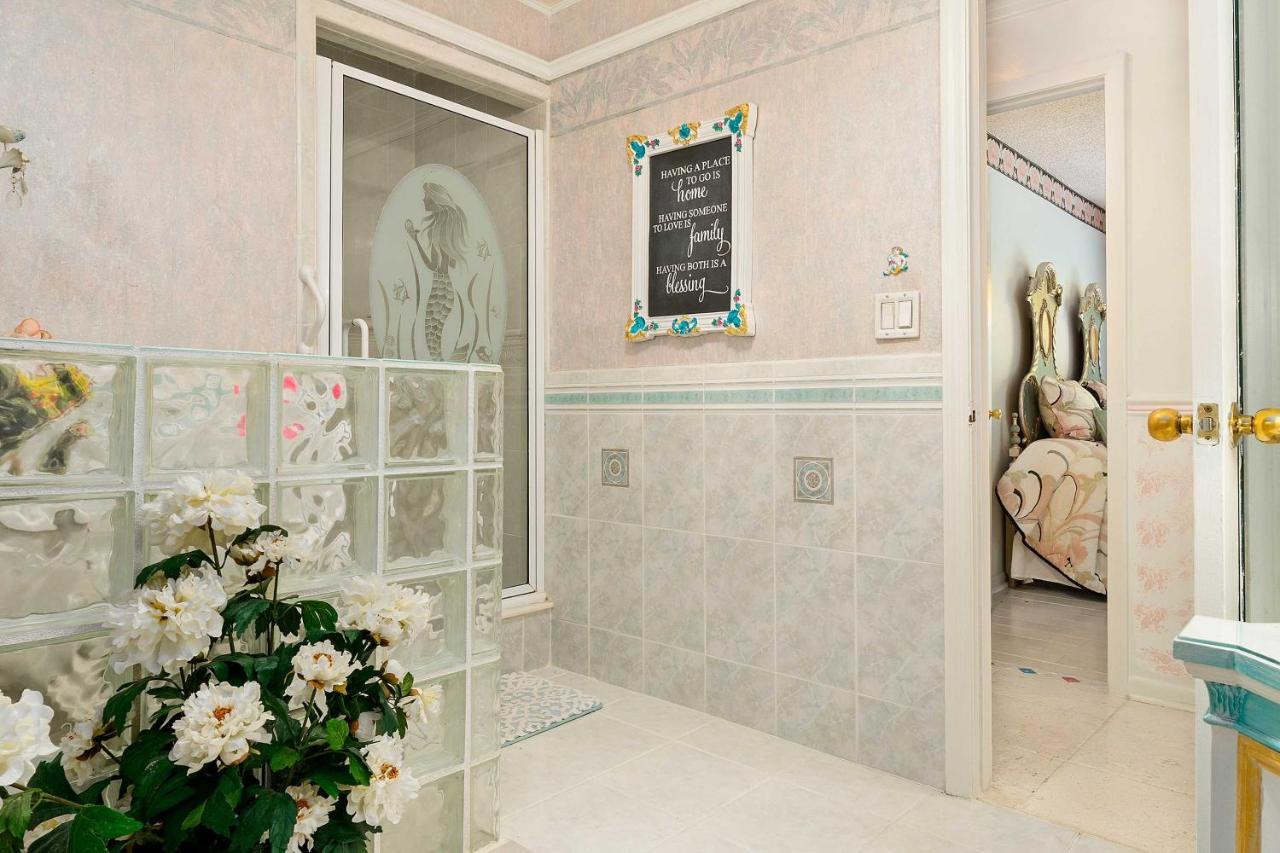 Pams Mermaid House With Riverfront Yard And Lanai! Apartment Weeki Wachee Exterior foto