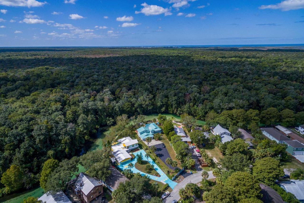 Pams Mermaid House With Riverfront Yard And Lanai! Apartment Weeki Wachee Exterior foto